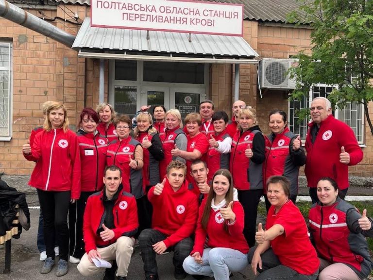 Volunteers in Poltava and Zaporizhzhia Donate Blood to Help People