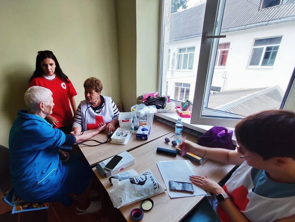 In the Ivano-Frankivsk region, Ukrainian Red Cross mobile health units ...
