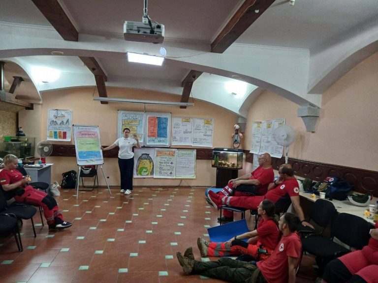 У Херсоні відбувся тренінг з першої психологічної допомоги при ускладнених реакціях та ситуаціях Українського Червоного Хреста
