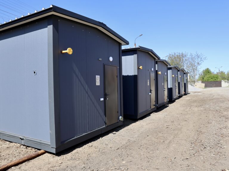 The Ukrainian Red Cross has delivered 9 mobile boilers to the Vinnytsia region to provide heat…
