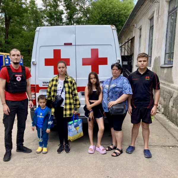 Триває безоплатна евакуація з прифронтових населених пунктів Дніпропетровщини