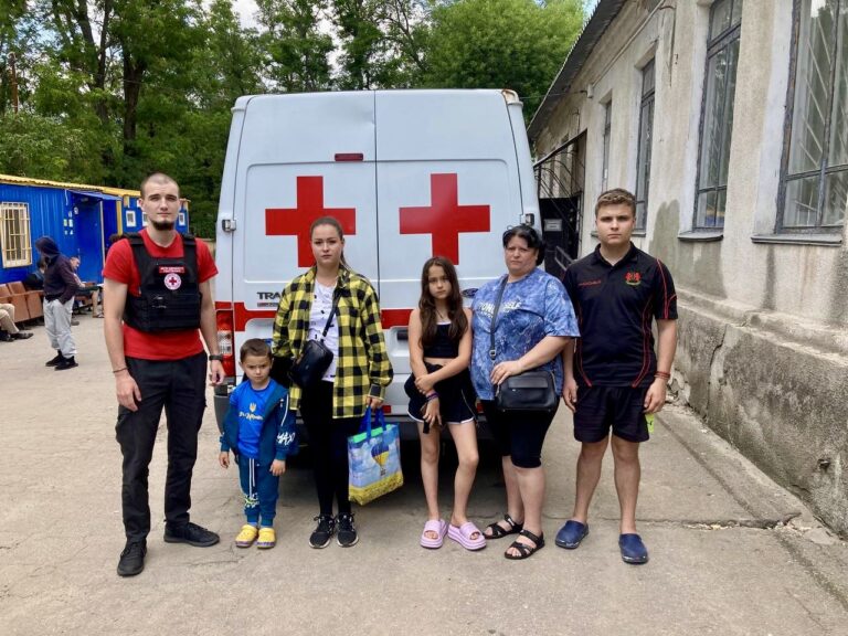 Evacuation from frontline communities in the Dnipro region continues