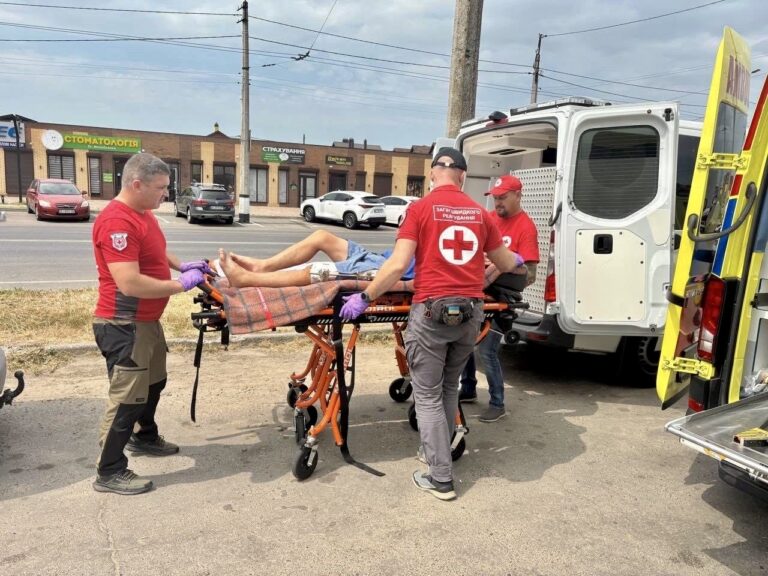 Команда загону швидкого реагування Українського Червоного Хреста у Черкаській області здійснила декілька міжрегіональних транспортувань пацієнтів