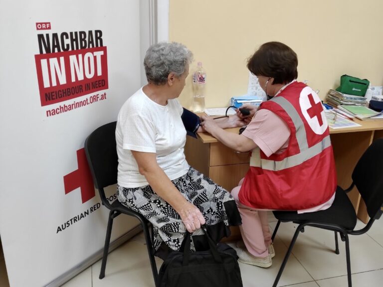 Майже 9 700 медичних консультацій від початку повномасштабного вторгнення: мобільні медичні бригади Українського Червоного Хреста продовжують діяльність…