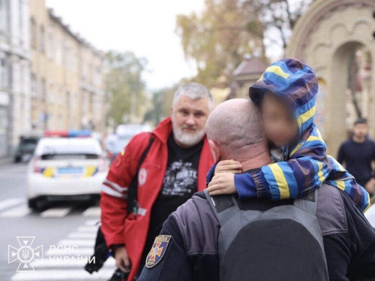 Харків: на місці удару по місту працює Український Червоний Хрест