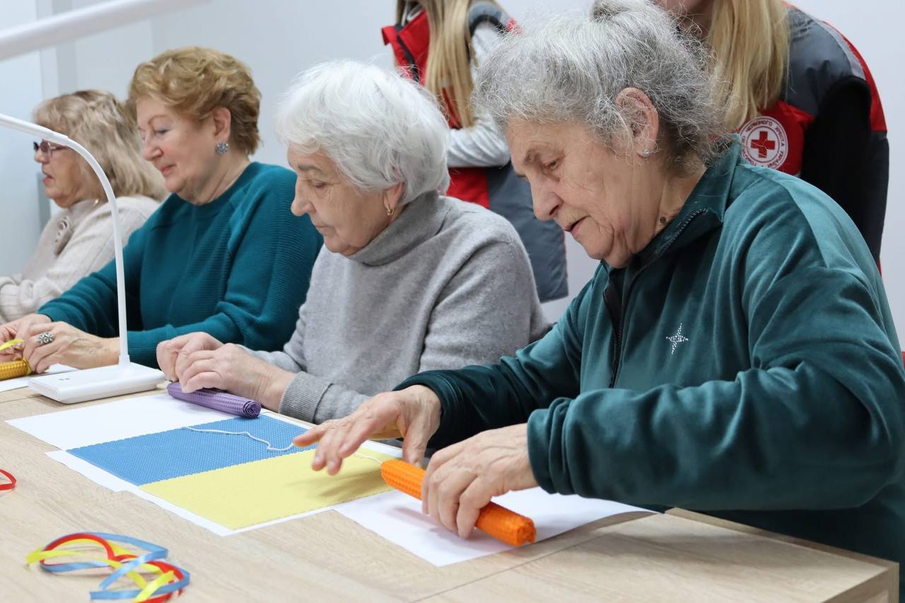 photo_5199654852588857490_y