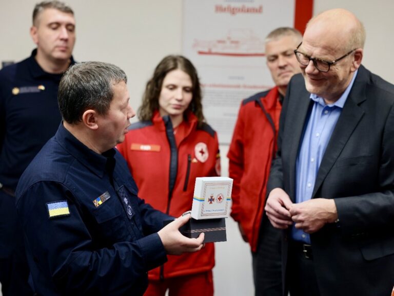Sharing Experiences and Strengthening Cooperation: Ukrainian Red Cross and State Emergency Service Representatives Visit the German…
