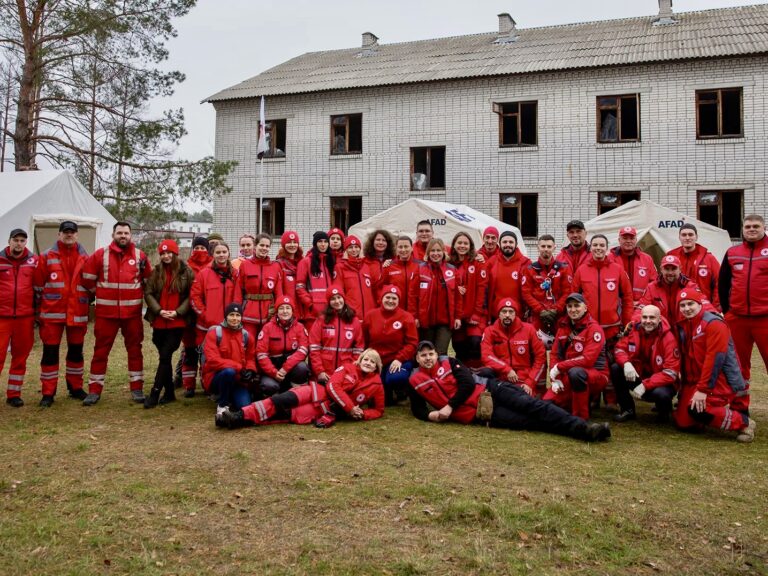 «Українська Правда»: як волонтери Українського Червоного Хреста рятують людей в екстрених умовах