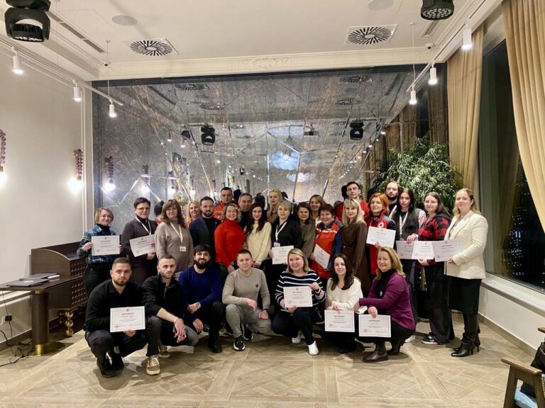 Доброчесність і безпека: тренінг для команд Українського Червоного Хреста в Івано-Франківську