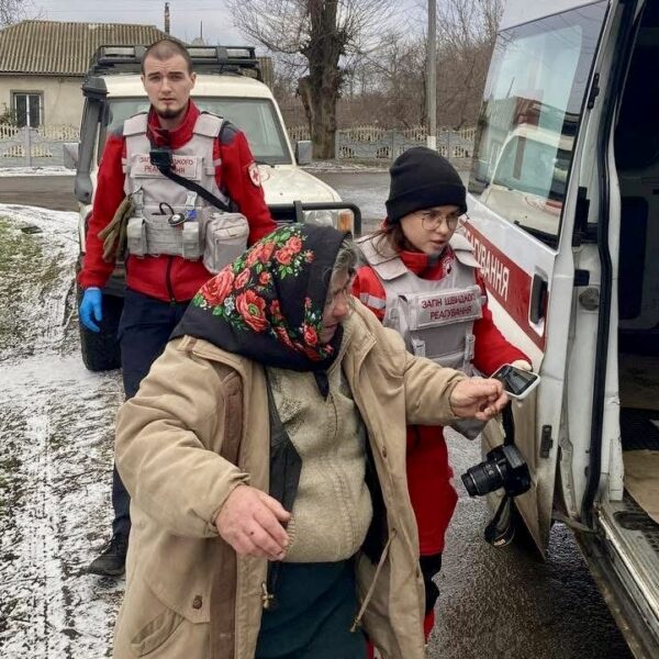 Евакуація з Дніпропетровської області триває