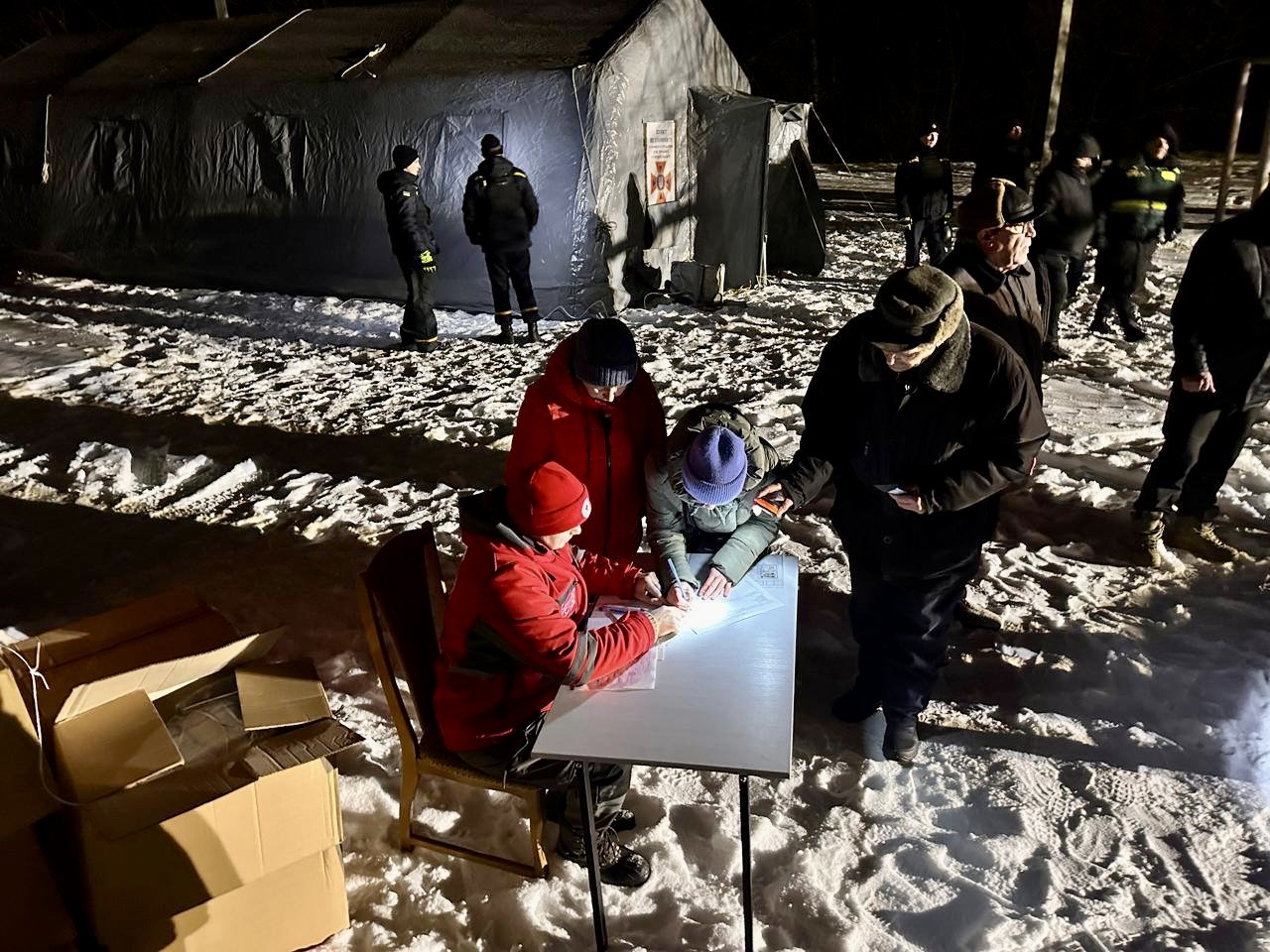 У Сумах команда Українського Червоного Хреста долучилась до реагування на наслідки обстрілу міста