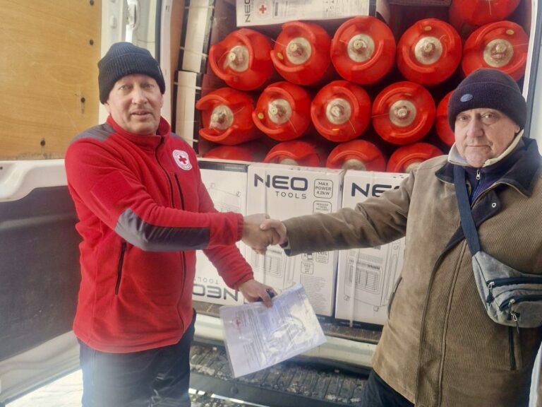 Передали гуманітарну допомогу Київській області для підтримки населення у блекауті та морозі