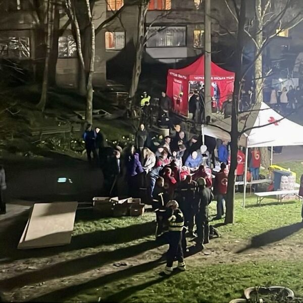 Український Червоний Хрест допомагає на місцях ліквідації наслідків атаки у Черкасах