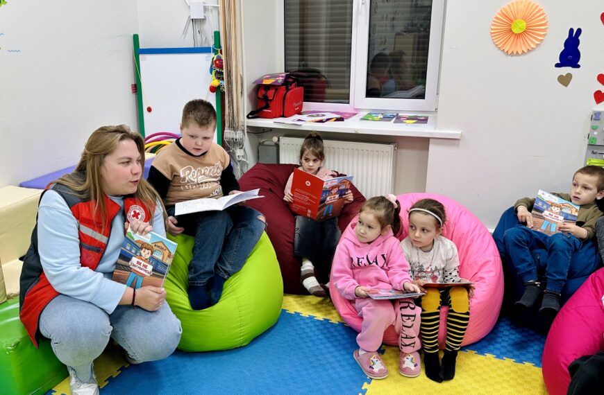 Як діяти, якщо загубився: у Миколаєві провели інтерактивний захід для дітей