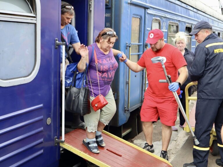 Черговий евакуаційний потяг прибув на Житомирщину