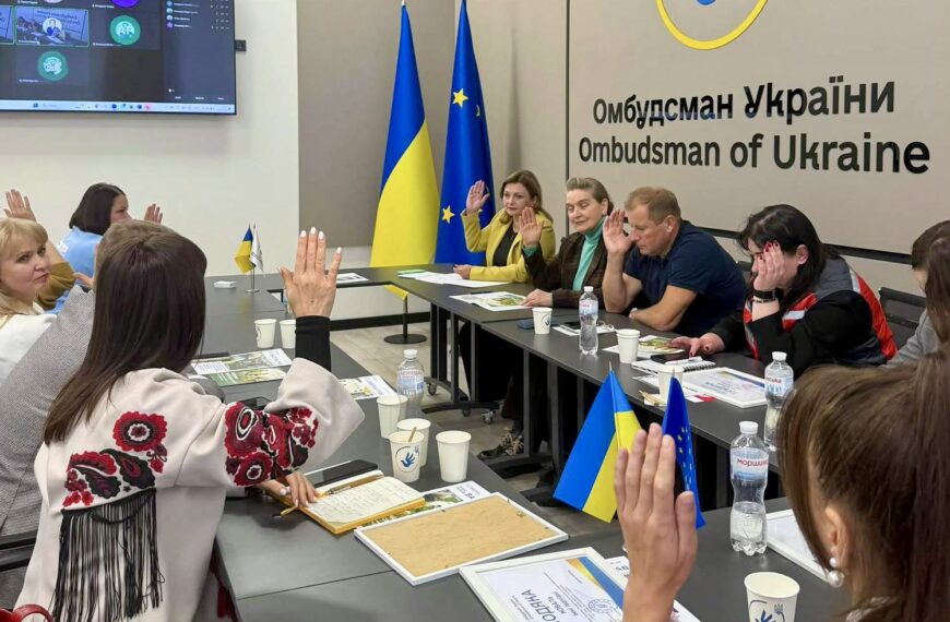 Фахівці Служби розшуку Українського Червоного Хреста отримали відзнаки Омбудсмана України