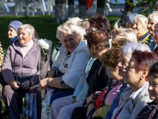 День поваги, турботи та спілкування: як у Знам’янці відзначили Міжнародний день людей похилого віку